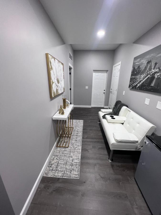 The Palm Suite Lehigh Acres Exteriör bild