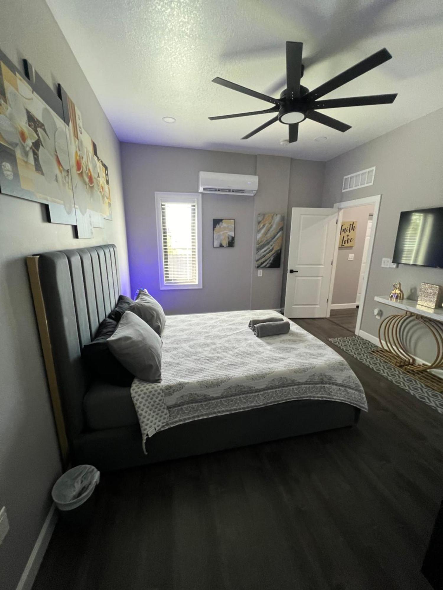 The Palm Suite Lehigh Acres Exteriör bild